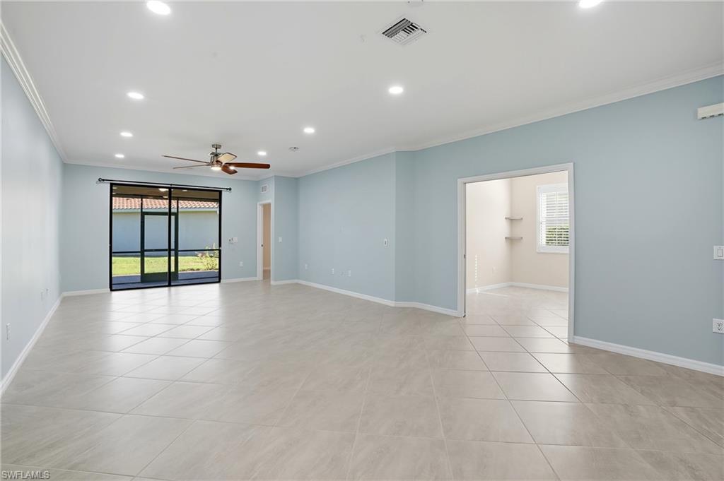 VENETIAN POINTE - Residential