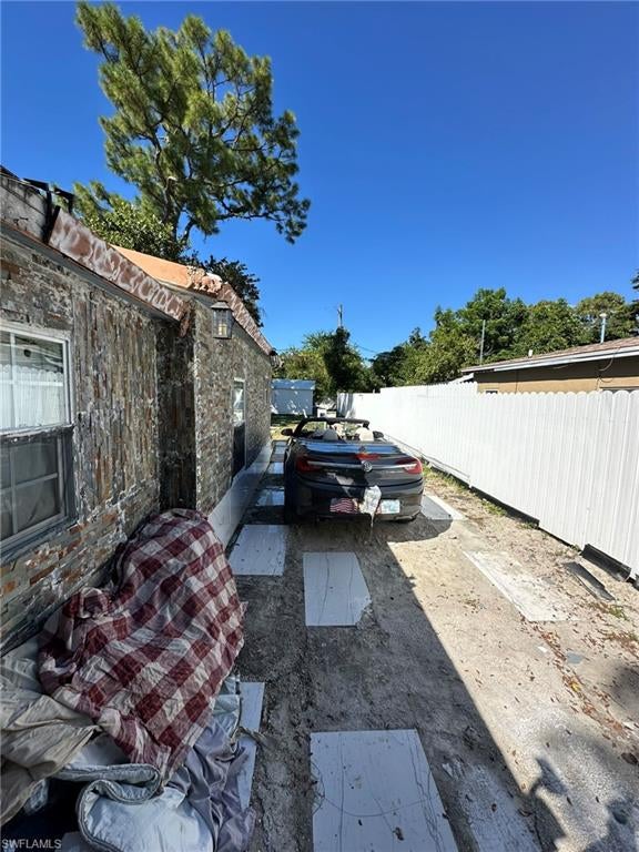 LOVEJOY PARK - Residential Lease