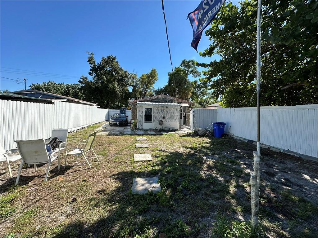 LOVEJOY PARK - Residential Lease
