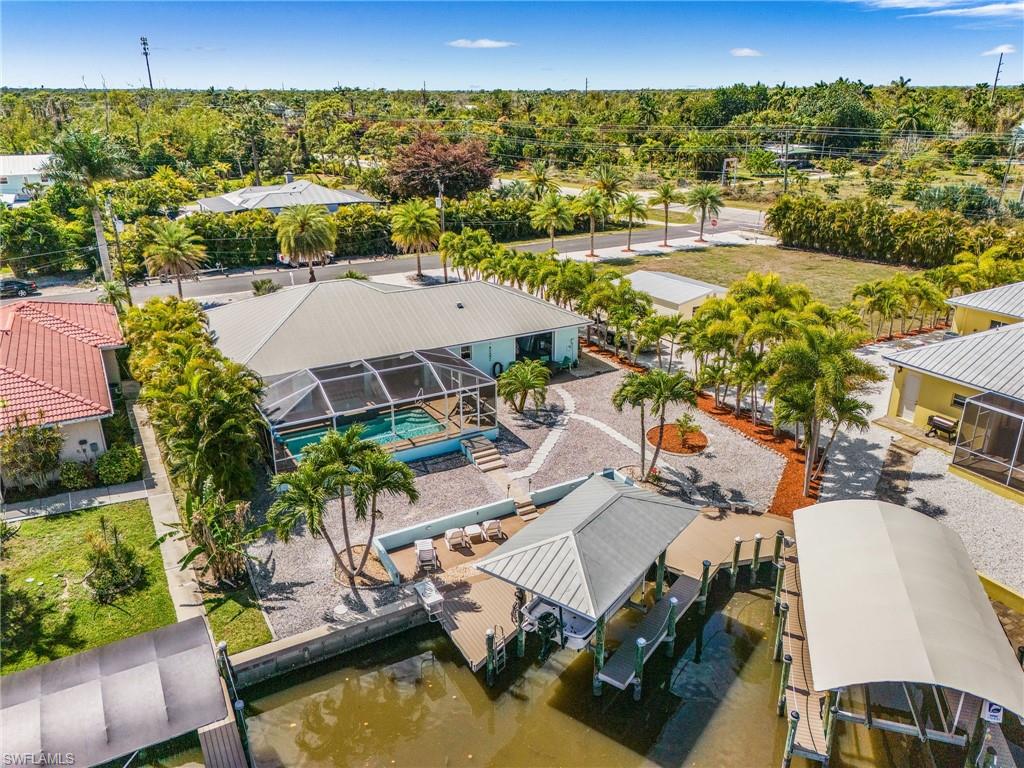 MANATEE BAY UNRECORDED SUBDIVISION - Residential