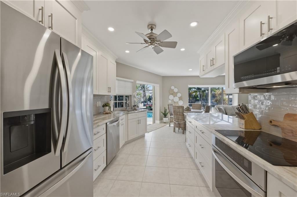 LITTLE HICKORY SHORES - Residential