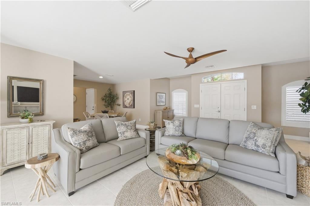 LITTLE HICKORY SHORES - Residential