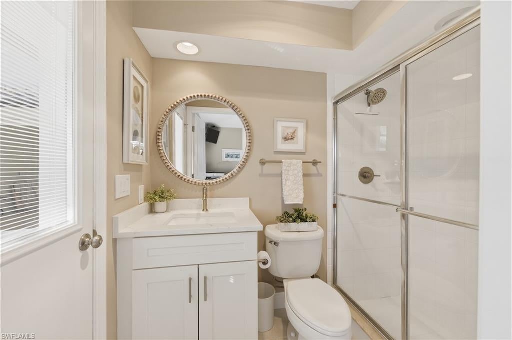 LITTLE HICKORY SHORES - Residential