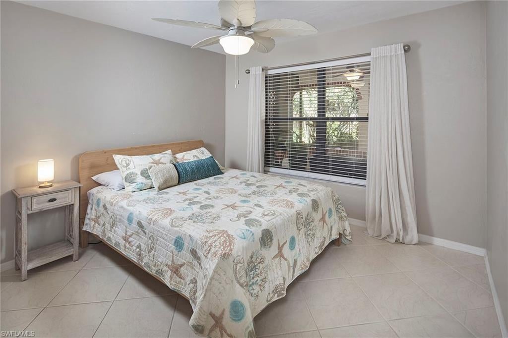BOCA CIEGA MANOR - Residential