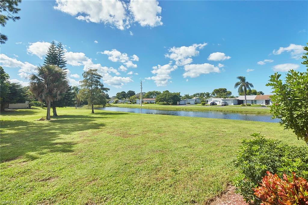 BOCA CIEGA MANOR - Residential