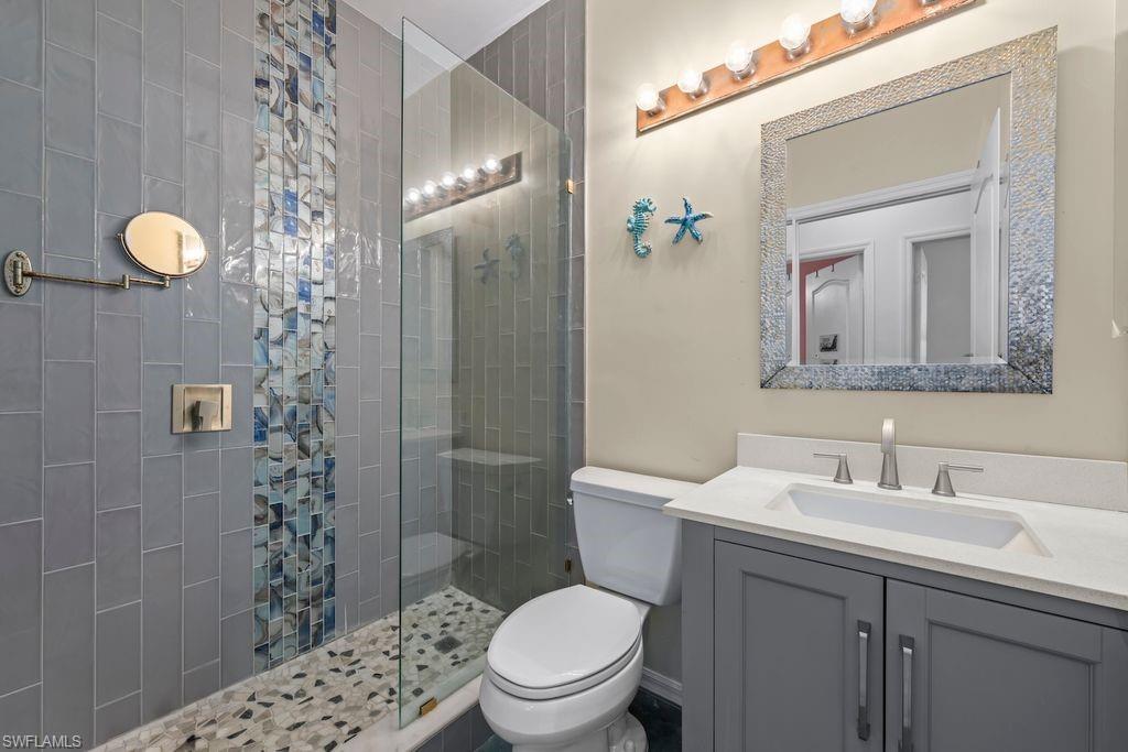 COLONIAL SHORES - Residential