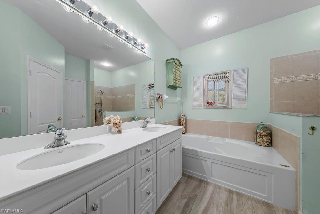 COLONIAL SHORES - Residential