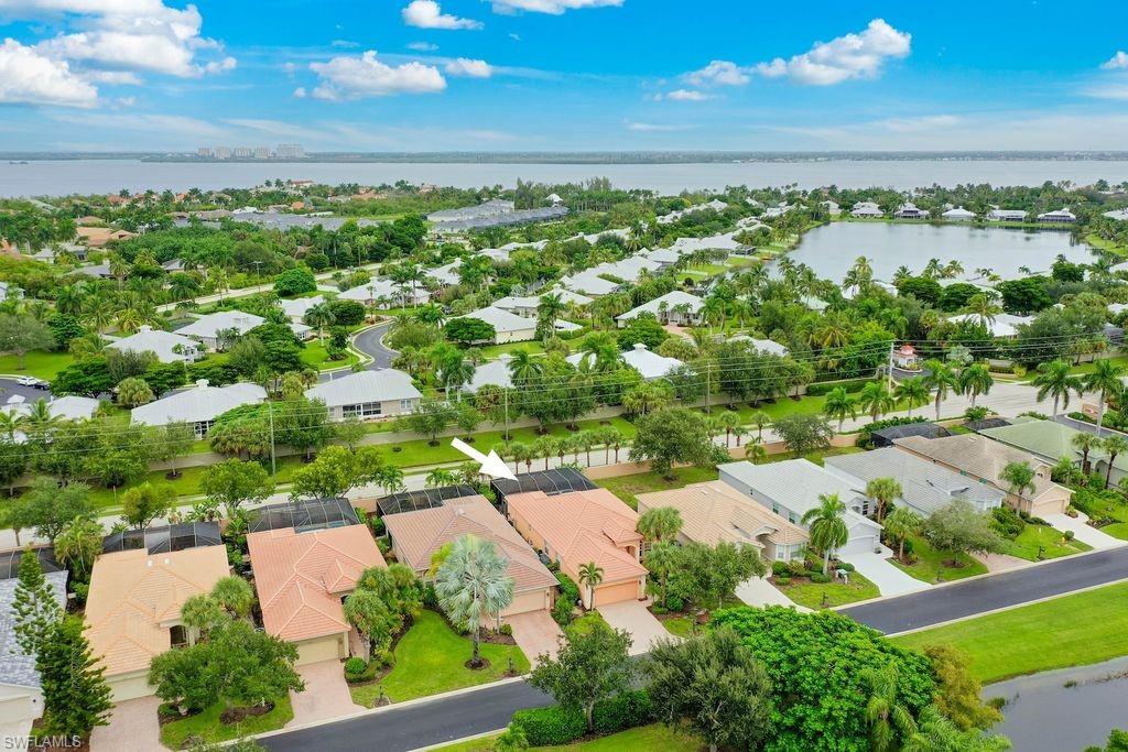 COLONIAL SHORES - Residential