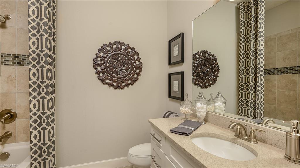 PEBBLE POINTE - Residential