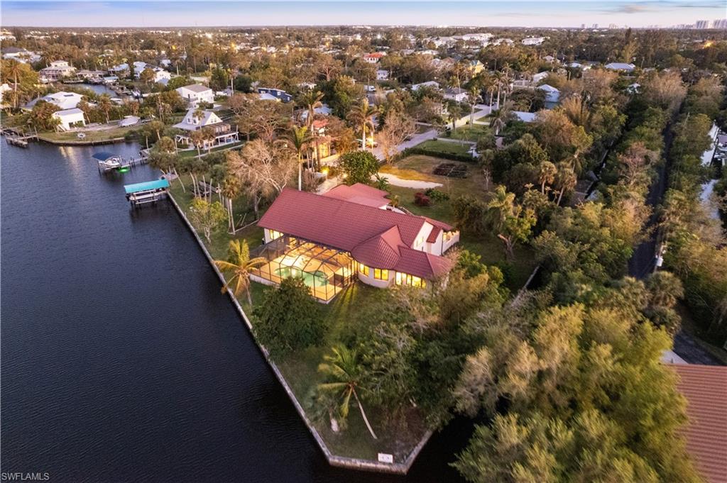 IMPERIAL SHORES - Residential