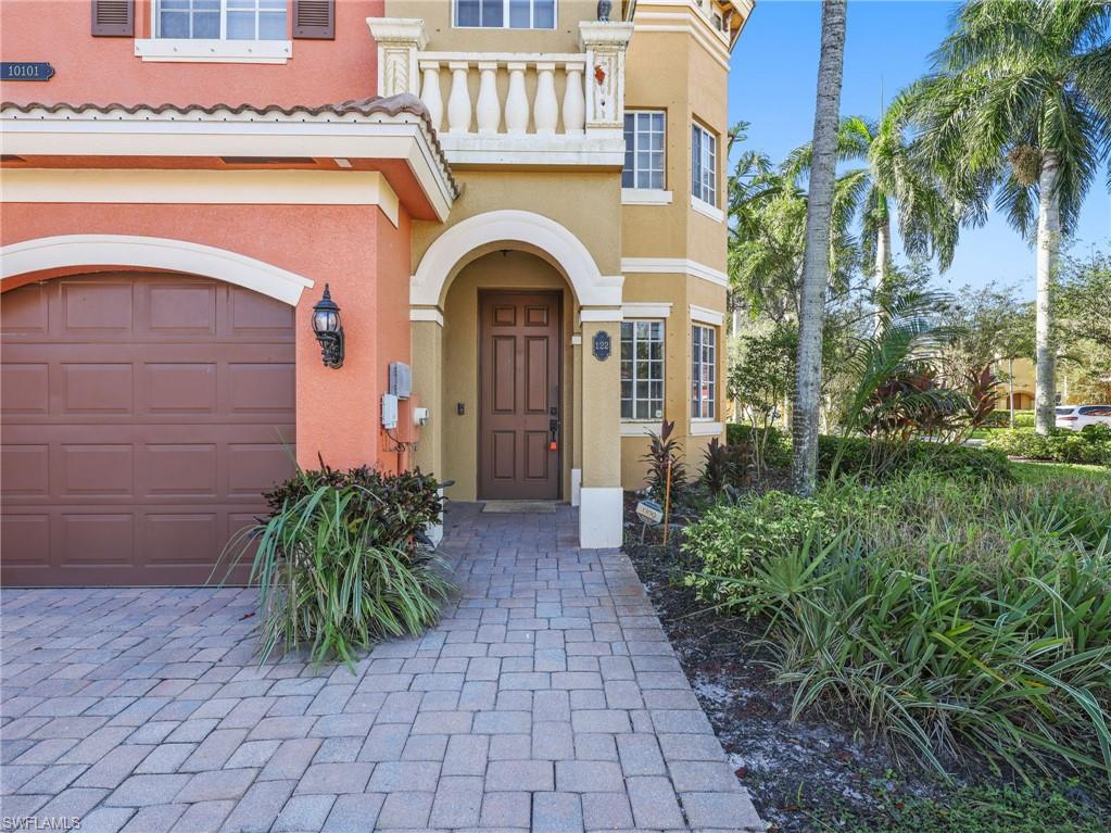 COPPER OAKS - Residential