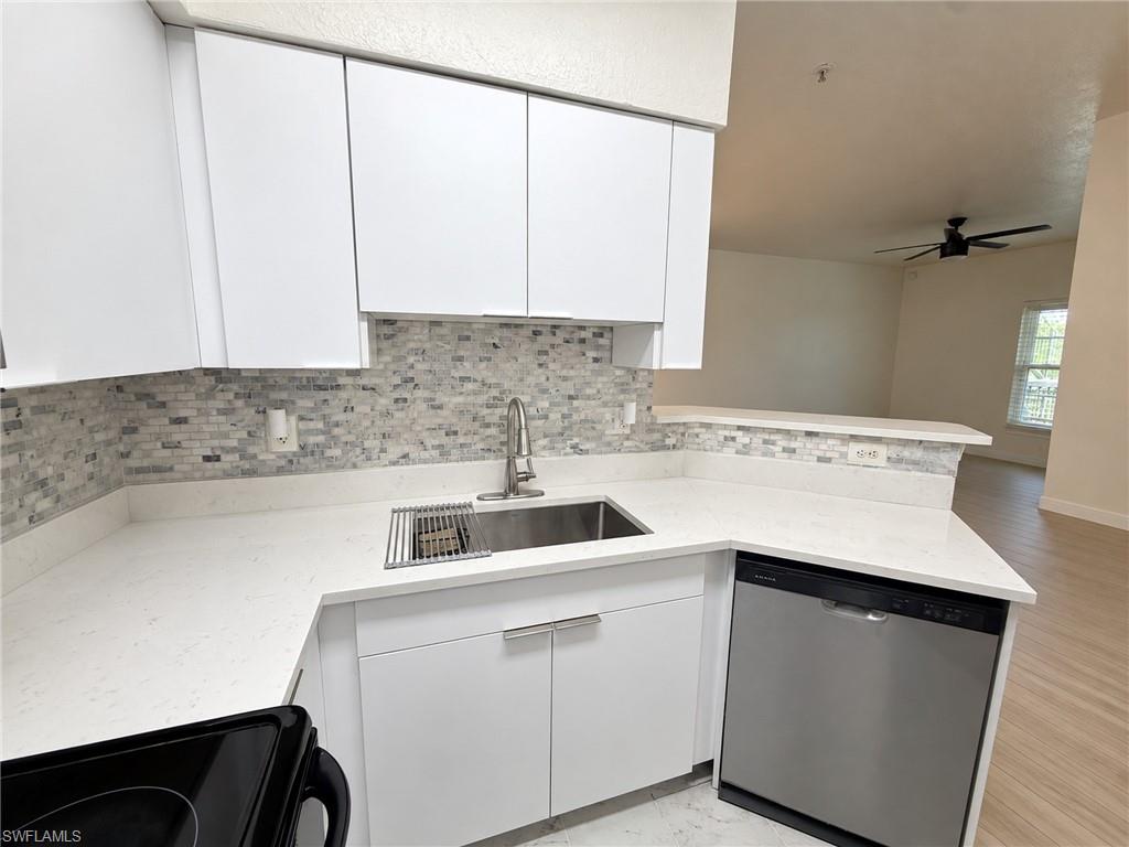 THE TIDES AT PELICAN LANDING - Residential