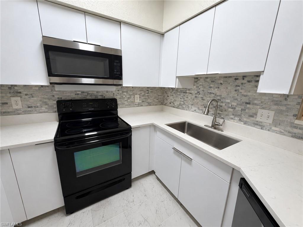 THE TIDES AT PELICAN LANDING - Residential