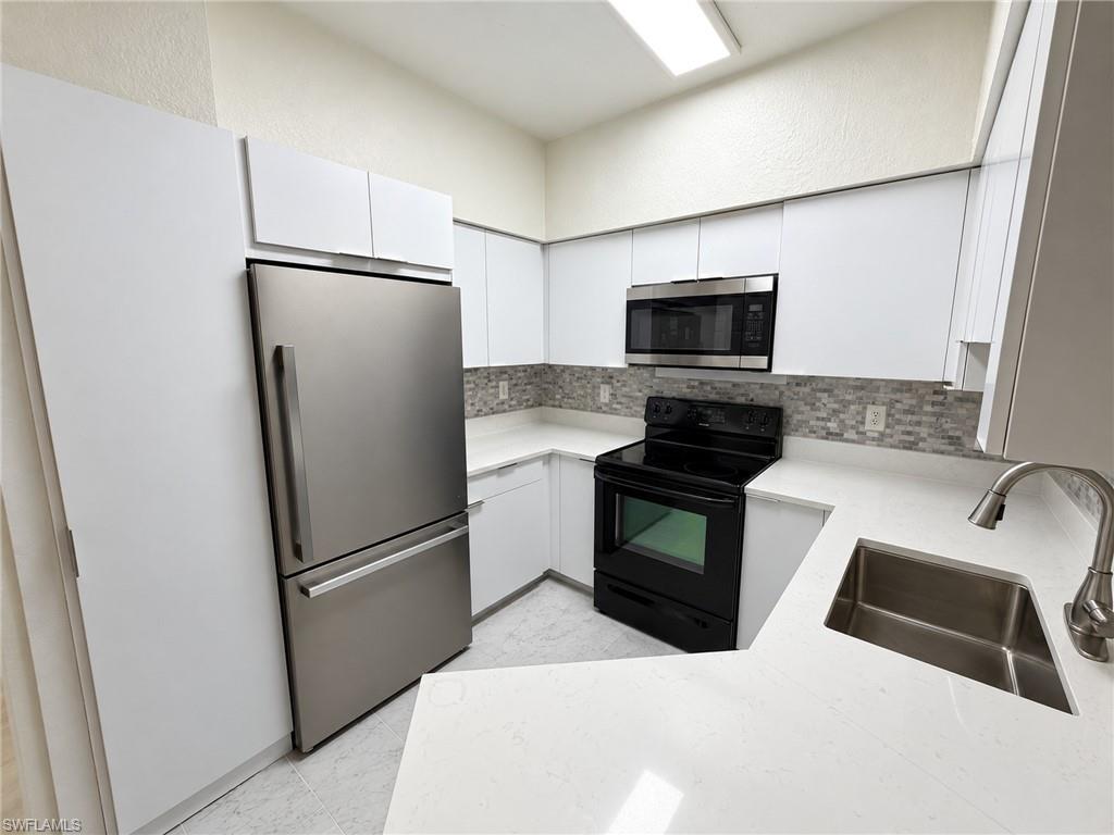 THE TIDES AT PELICAN LANDING - Residential