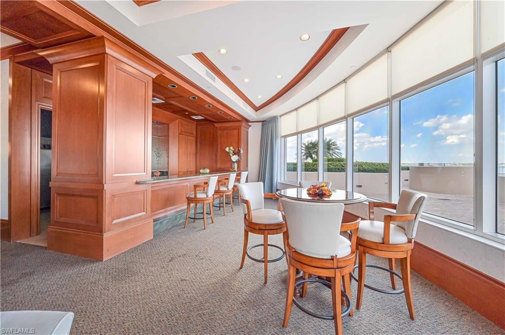 HIGH POINT PLACE - Residential