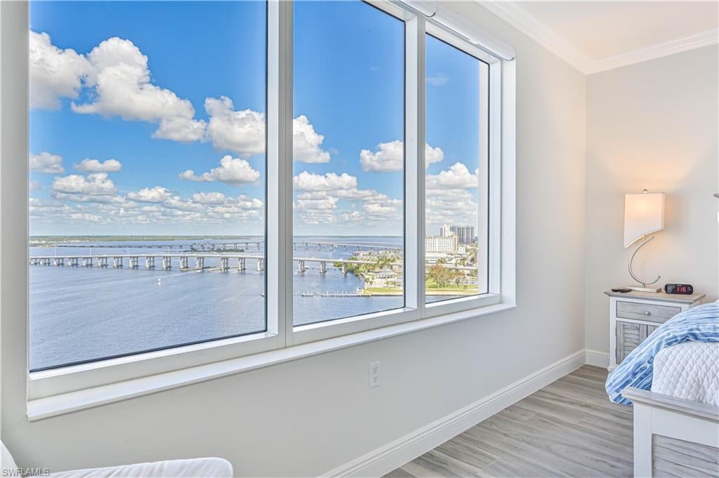 HIGH POINT PLACE - Residential