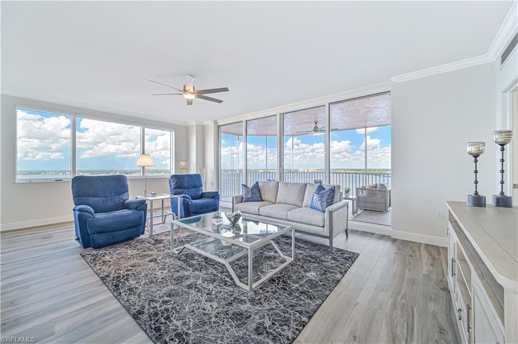 HIGH POINT PLACE - Residential