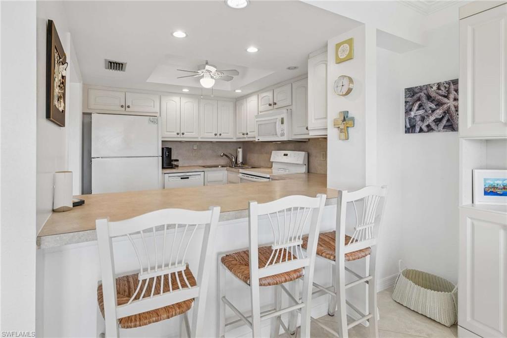 SUNSET SOUTH CONDO - Residential