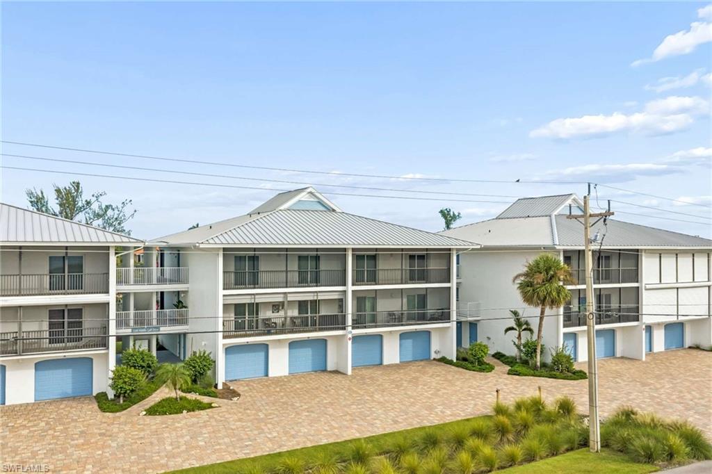 SUNSET SOUTH CONDO - Residential