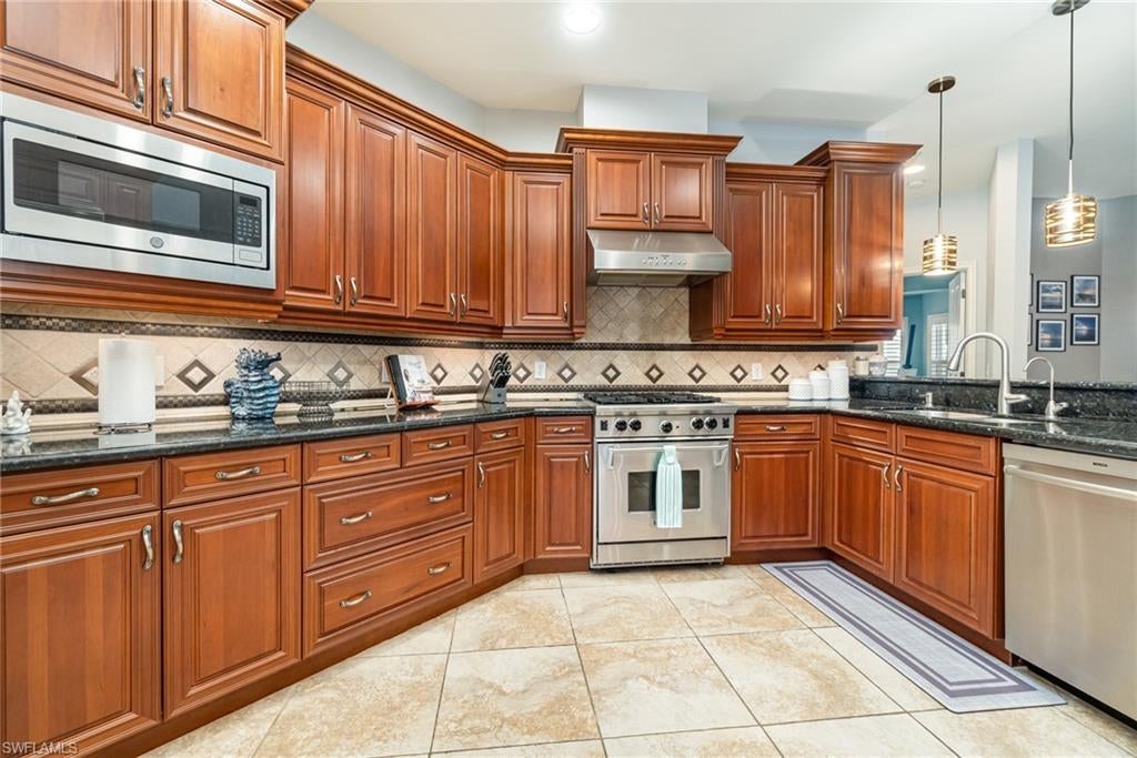 CALOOSA CREEK - Residential