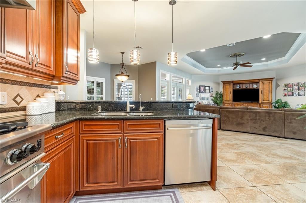 CALOOSA CREEK - Residential