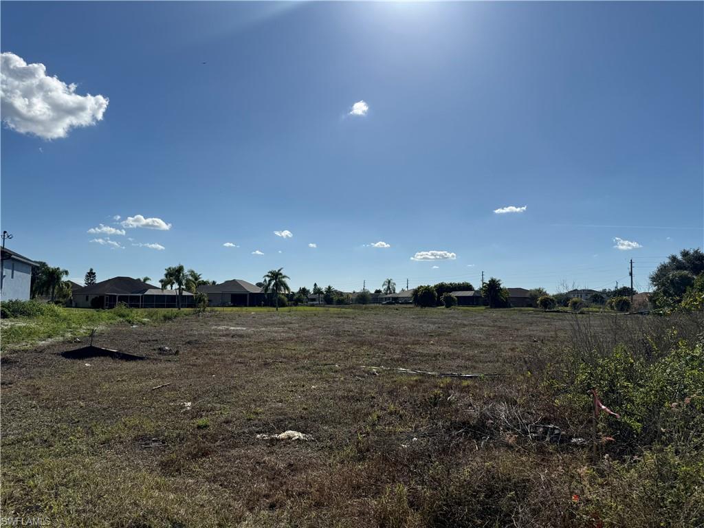 LEHIGH ACRES - Land