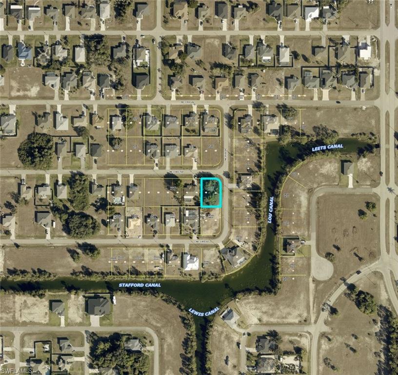 CAPE CORAL - Land