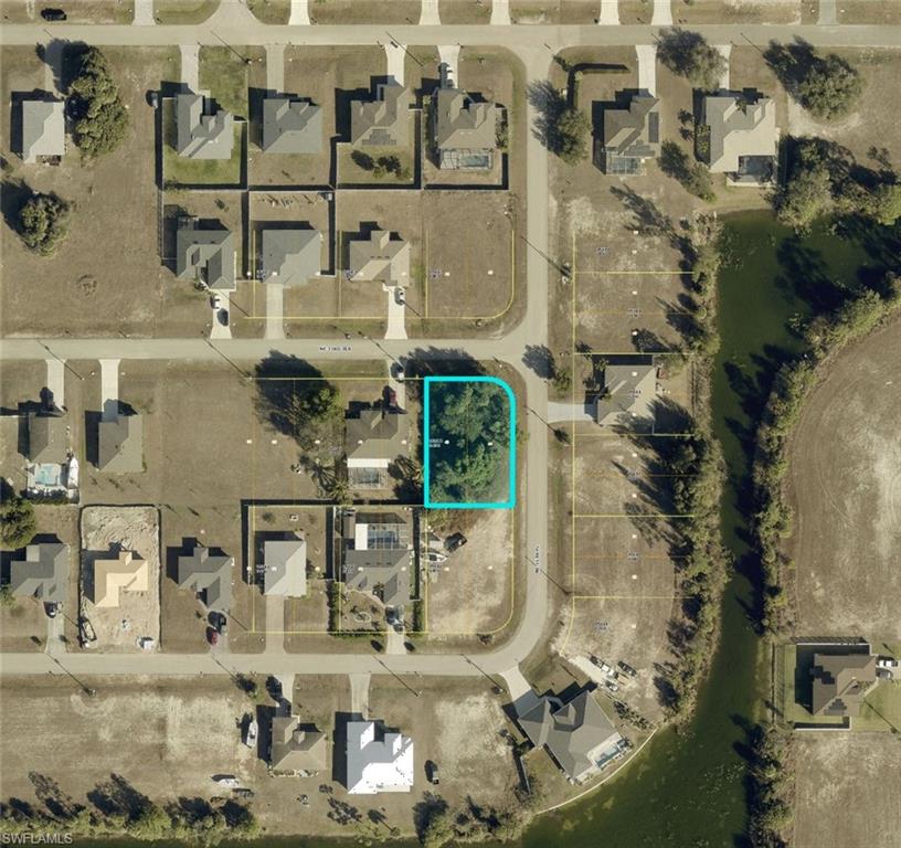 CAPE CORAL - Land