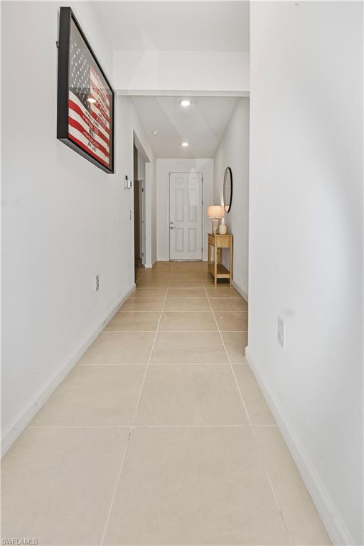 HAMPTON LAKES - Residential