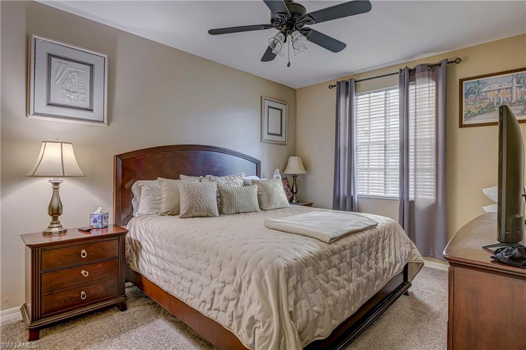 FAIRWAY VILLAS - Residential