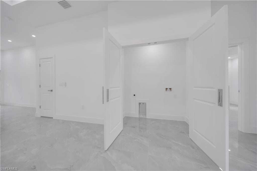 CAPE CORAL - Residential Income