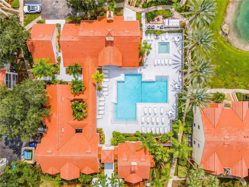 VENETIAN PALMS - Residential