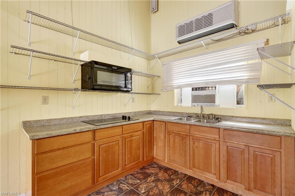 LAKEPORT - Residential
