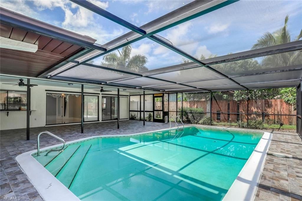 CAPE CORAL - Residential Lease