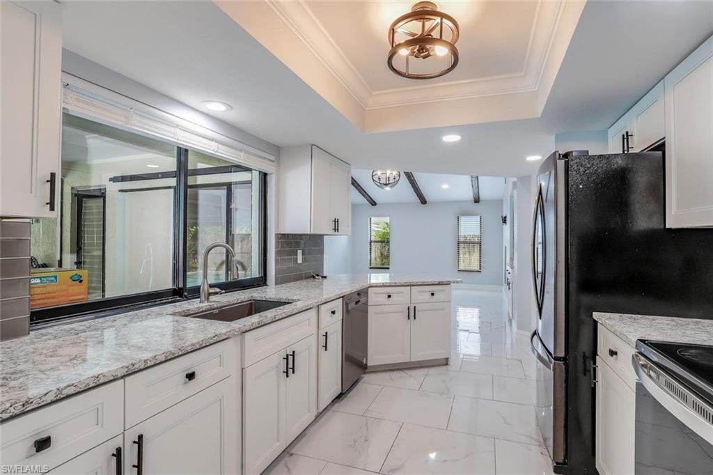 CAPE CORAL - Residential Lease