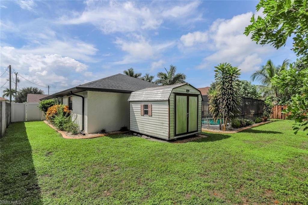 CAPE CORAL - Residential Lease