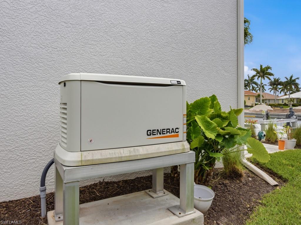 MARCO ISLAND - Residential