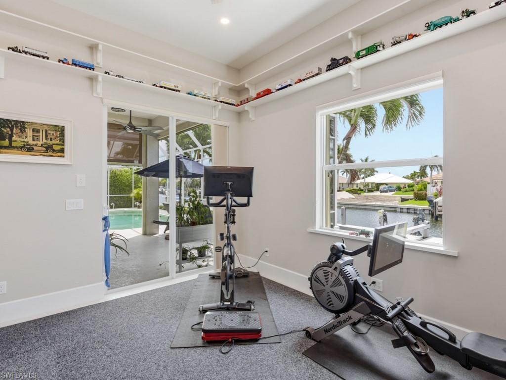 MARCO ISLAND - Residential