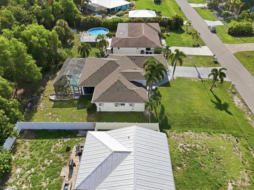 CHARLOTTE SHORES - Residential