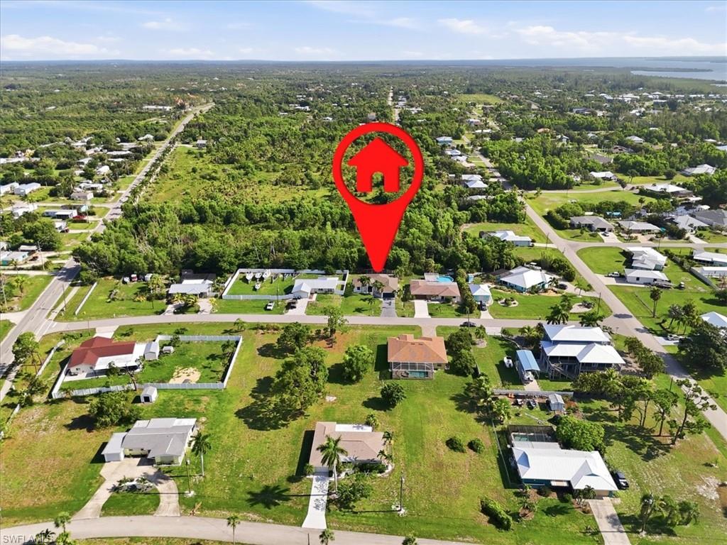 CHARLOTTE SHORES - Residential