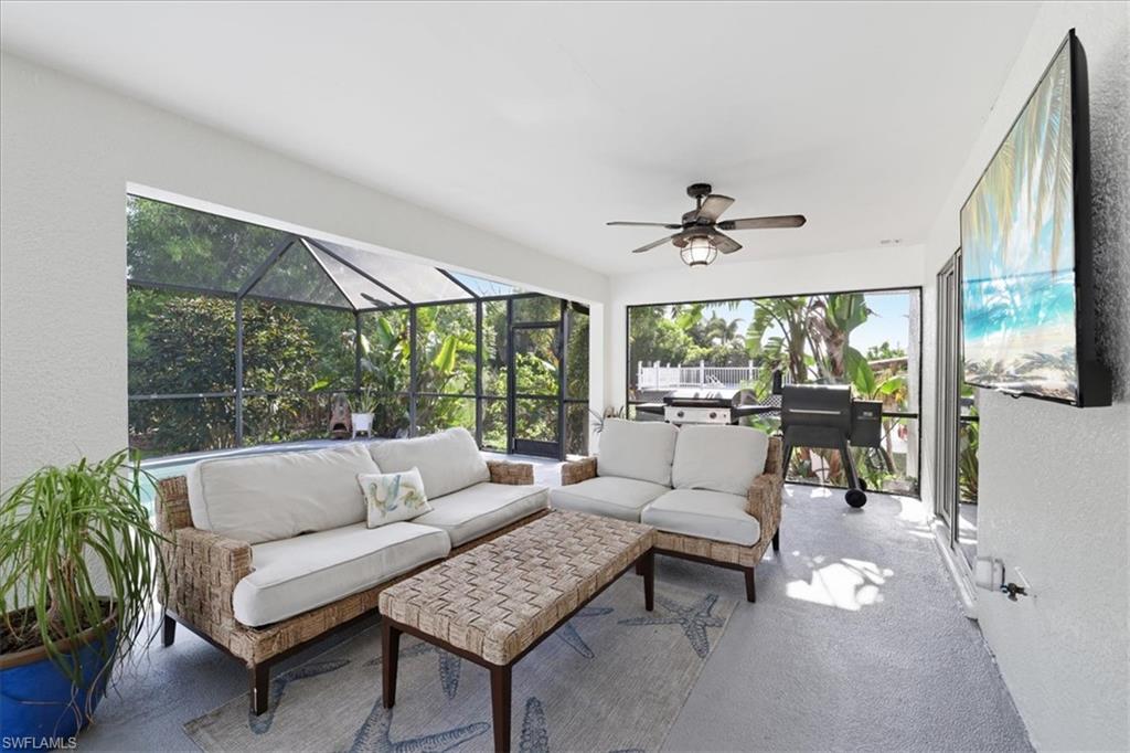 CHARLOTTE SHORES - Residential