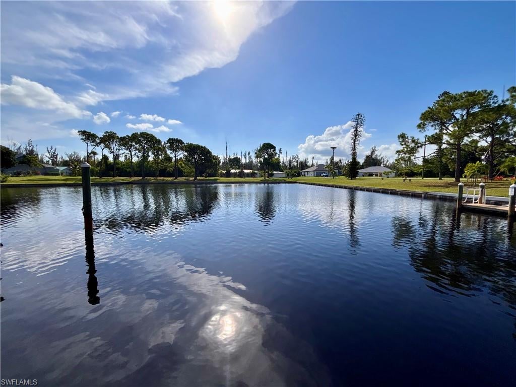 CHARLOTTE SHORES - Residential