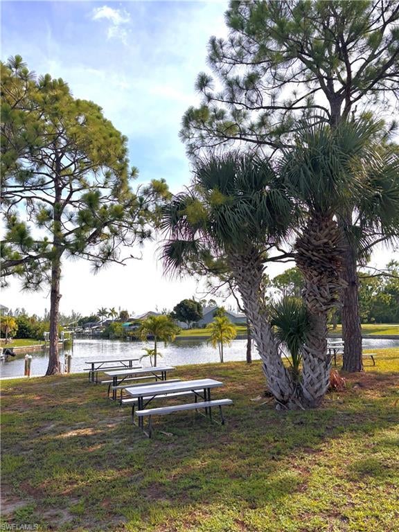 CHARLOTTE SHORES - Residential