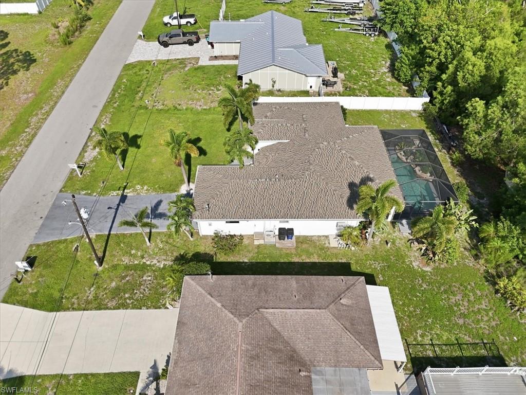 CHARLOTTE SHORES - Residential