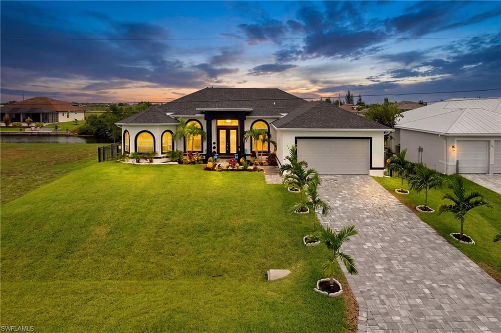 CAPE CORAL - Residential