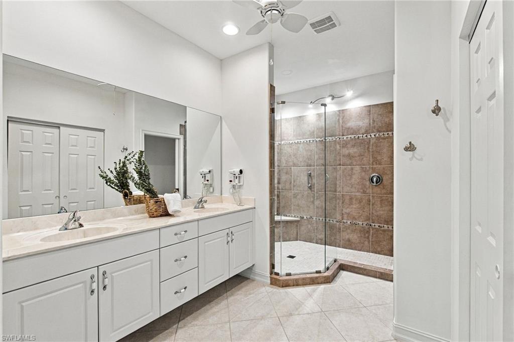 OAK RUN - Residential