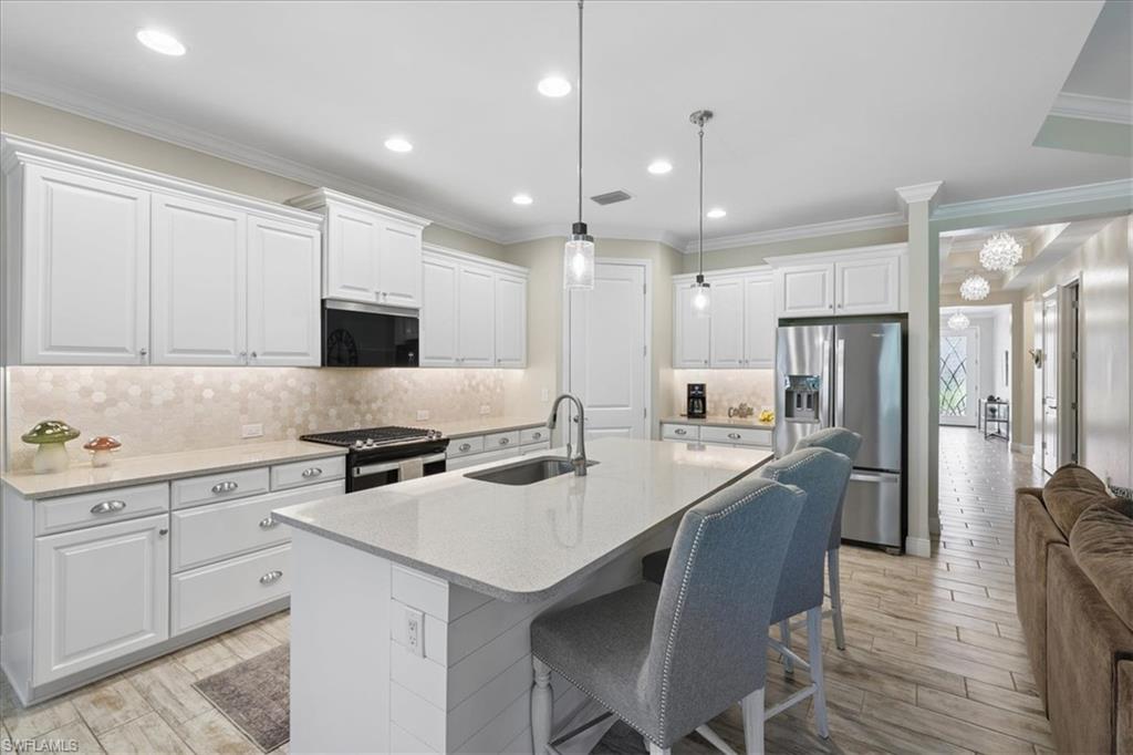 CYPRESS WALK - Residential