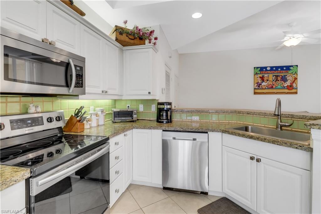 BAYFRONT - Residential Lease