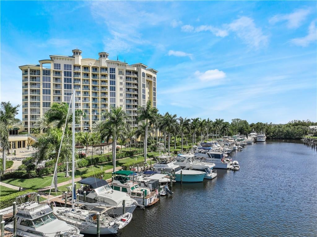 NORTH STAR YACHT CLUB - Residential