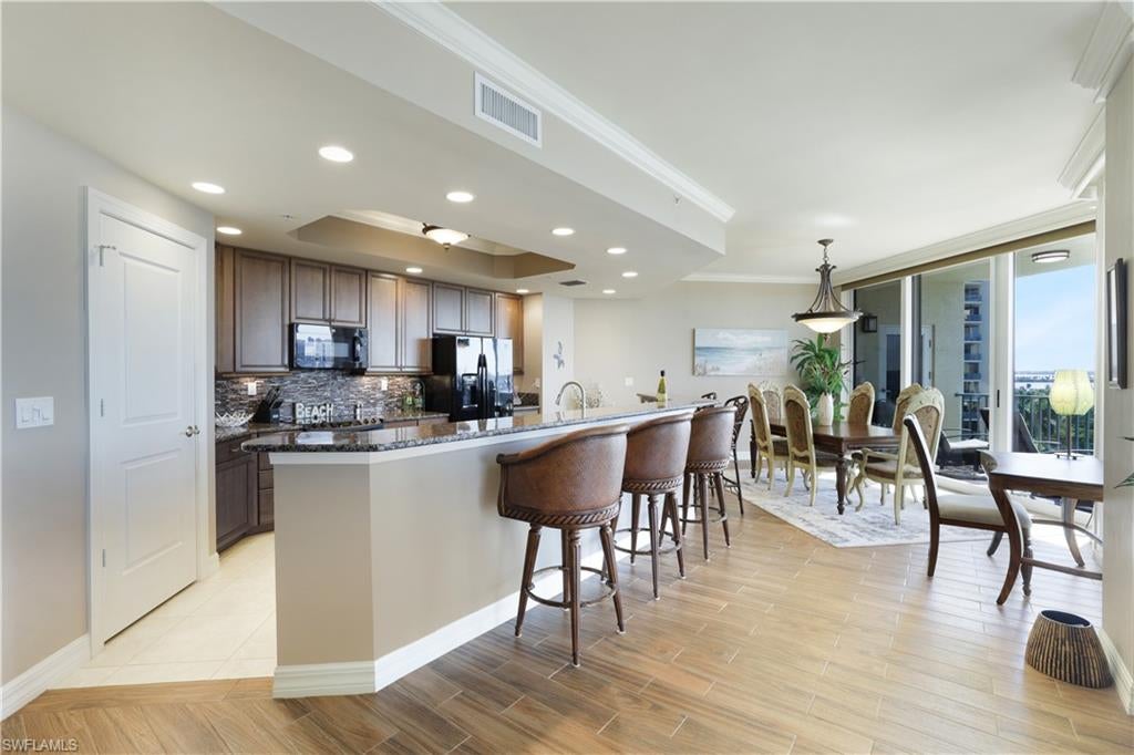NORTH STAR YACHT CLUB - Residential